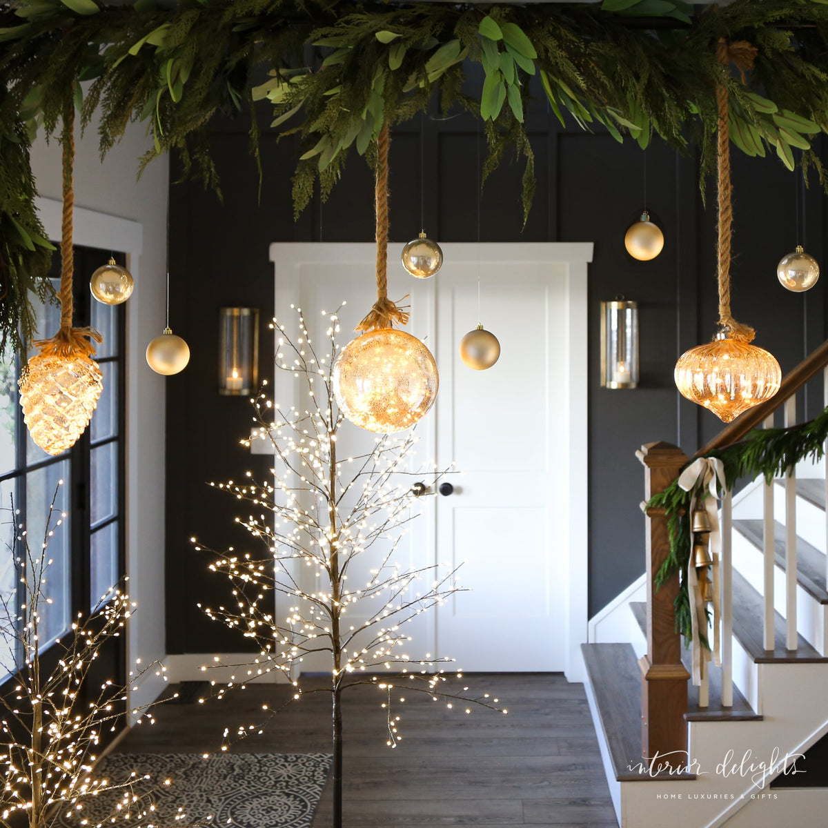 LED Glass Ornament with Warm Glow and Remote Control 7.9 Inch