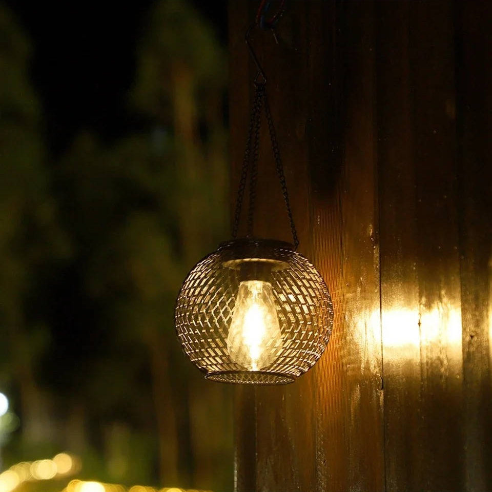 Solar Hanging Lantern with Automatic Light Sensor and 14-Hour Runtime