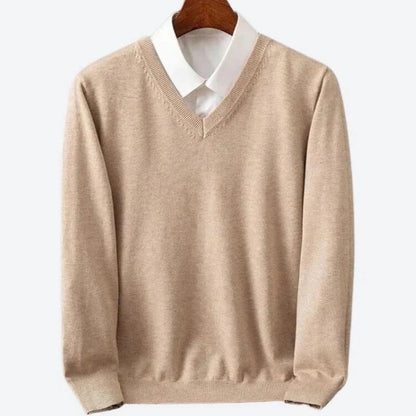 Warm Knit Pullover Sweater for Men with Round Neck and Standard Fit