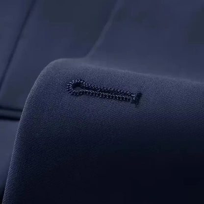 Unmatched elegance: men's slim fit double-breasted 3-piece suit with a refined waistcoat.