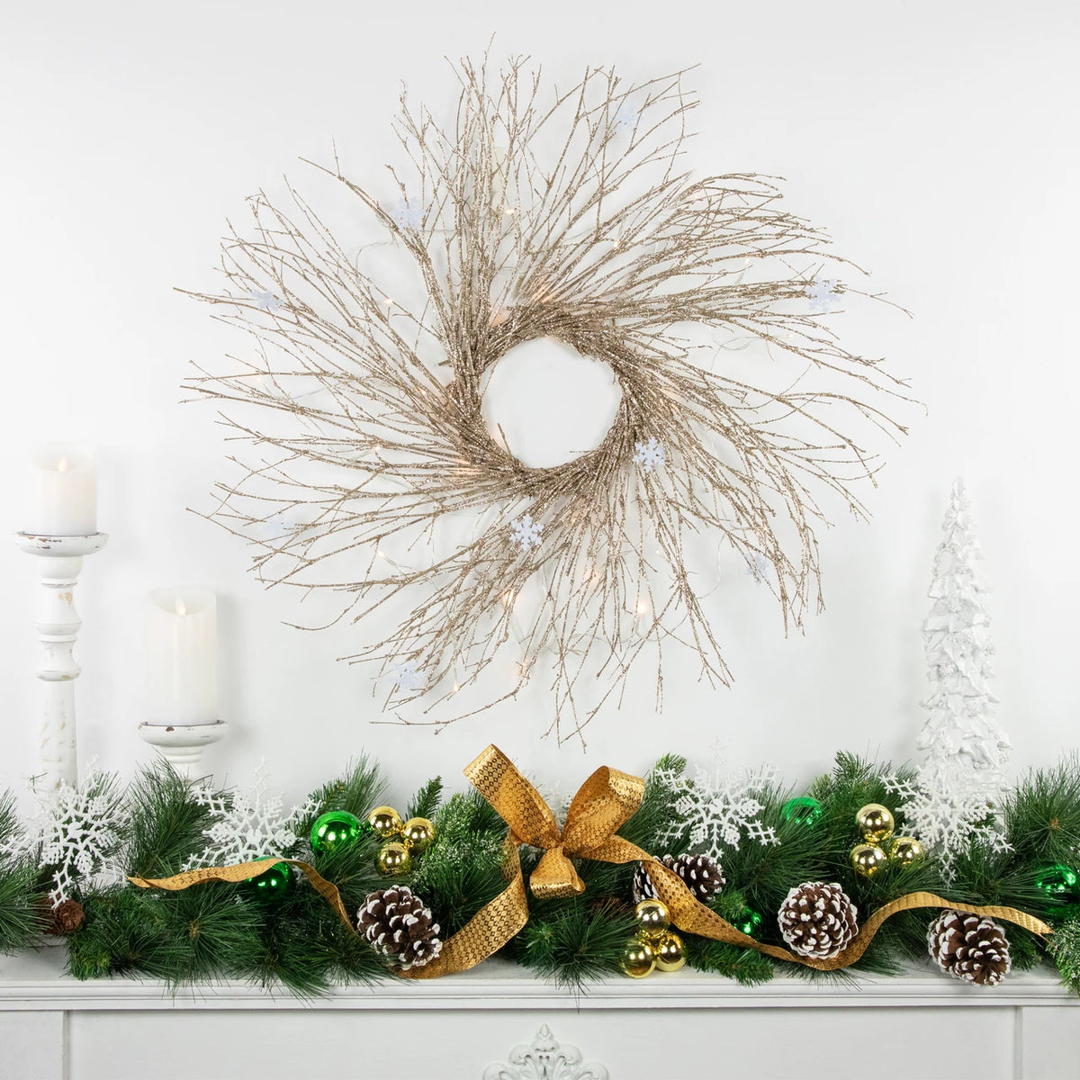 Sparkle Twig Wreath with 25 Warm LEDs and Battery Pack for Indoor Decor 28 Inch